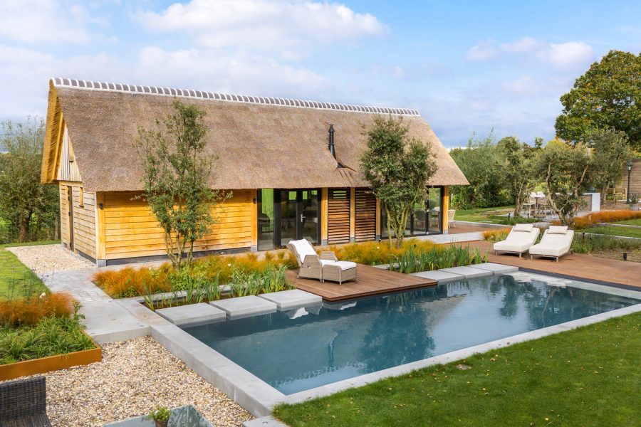 Houtbouw Holland pool house Objectenco